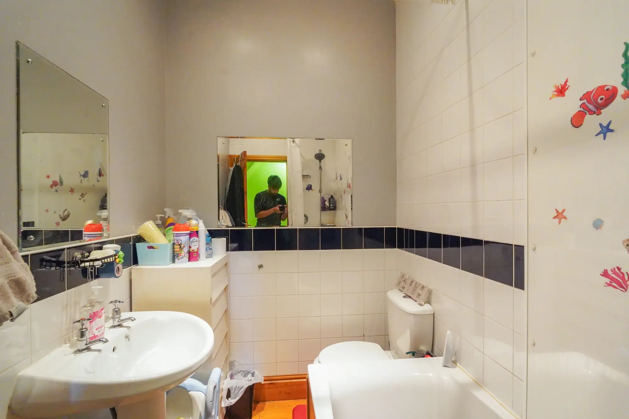 property photo 6 of 25