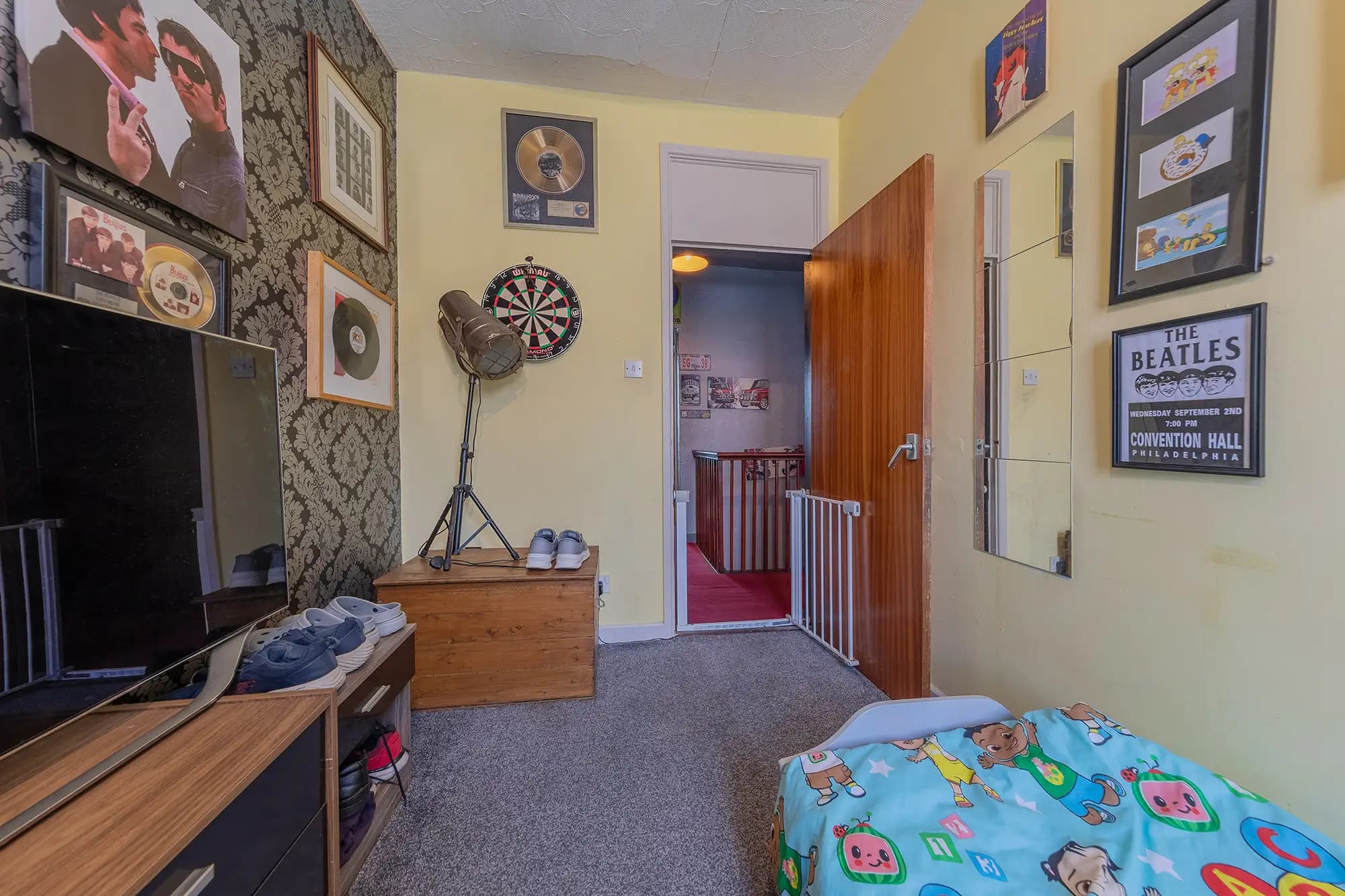 property photo 13 of 22