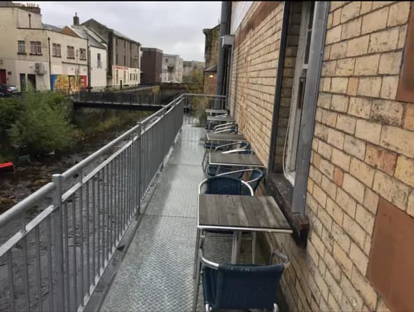 property photo 21 of 27