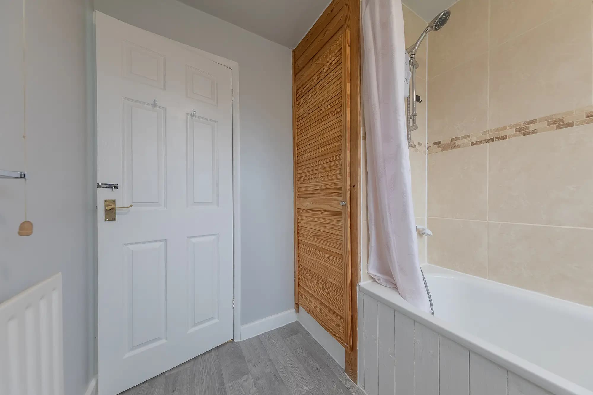 property photo 26 of 32