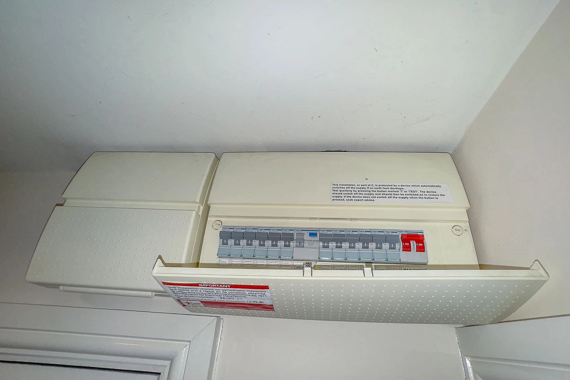 property photo 13 of 15