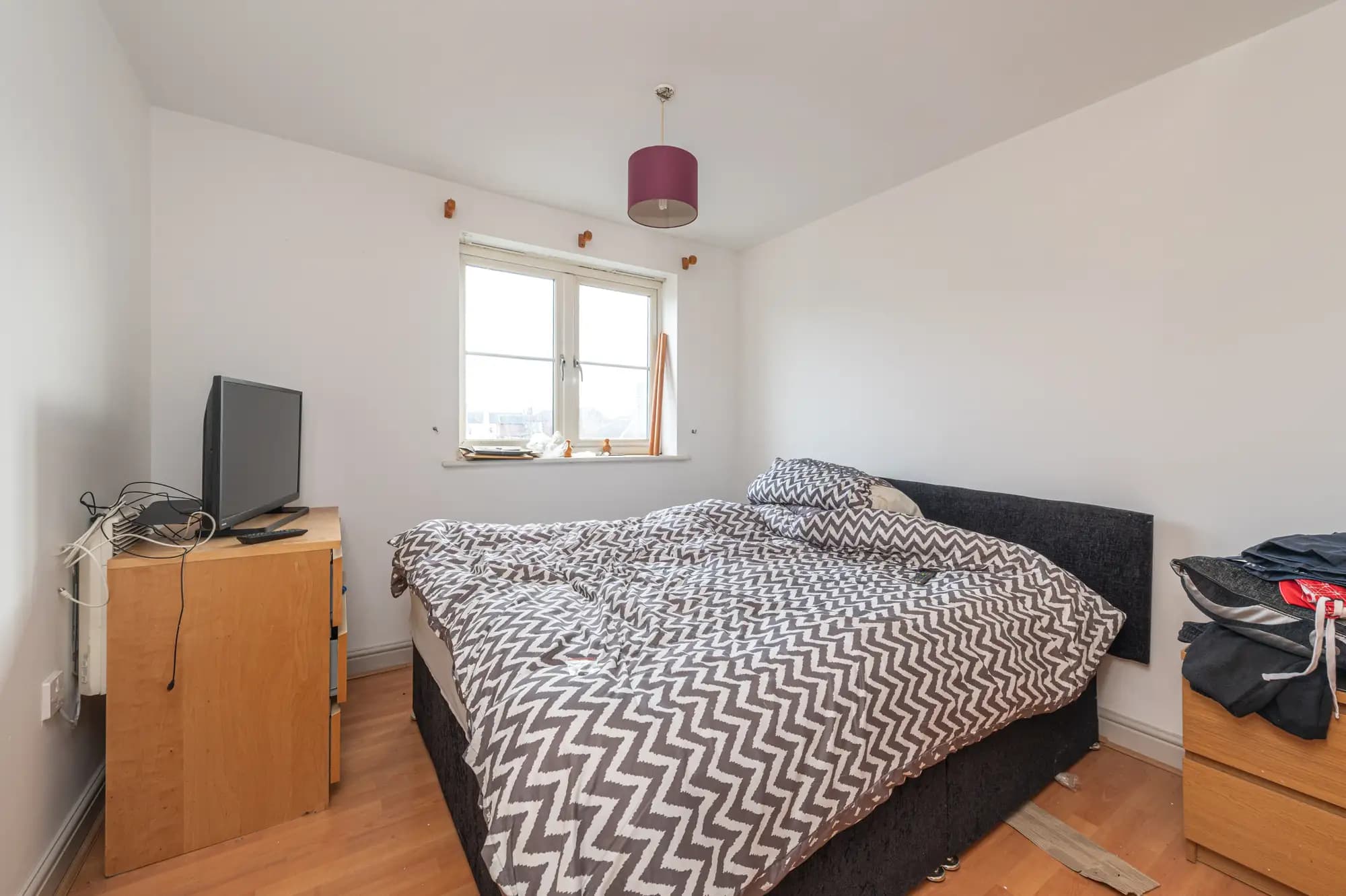 property photo 11 of 18