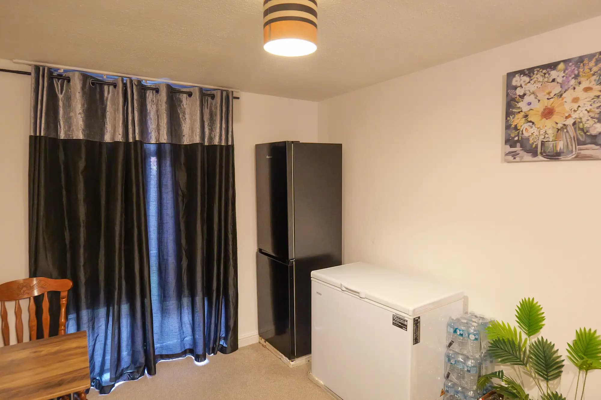 property photo 7 of 31