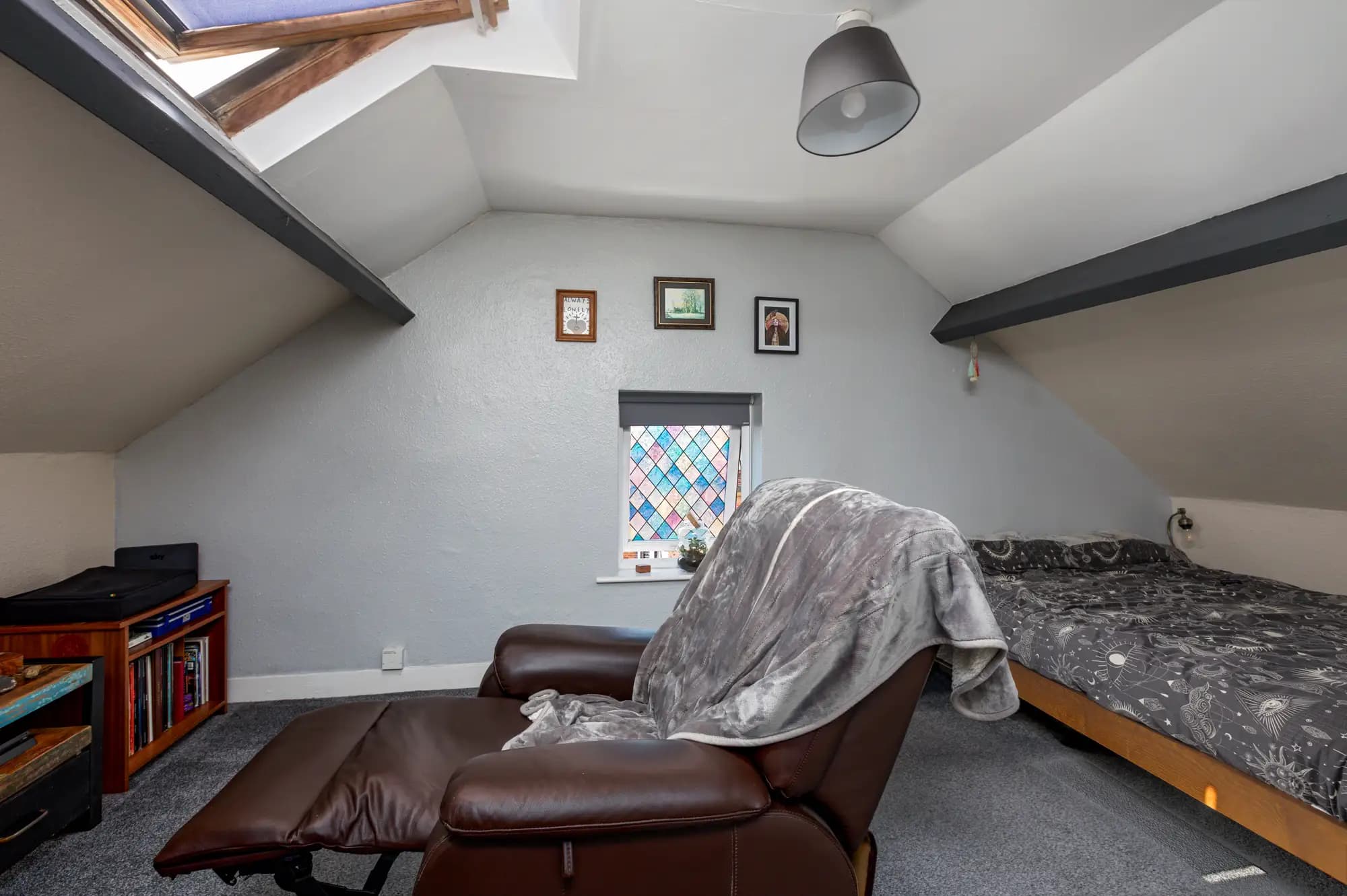 property photo 14 of 26