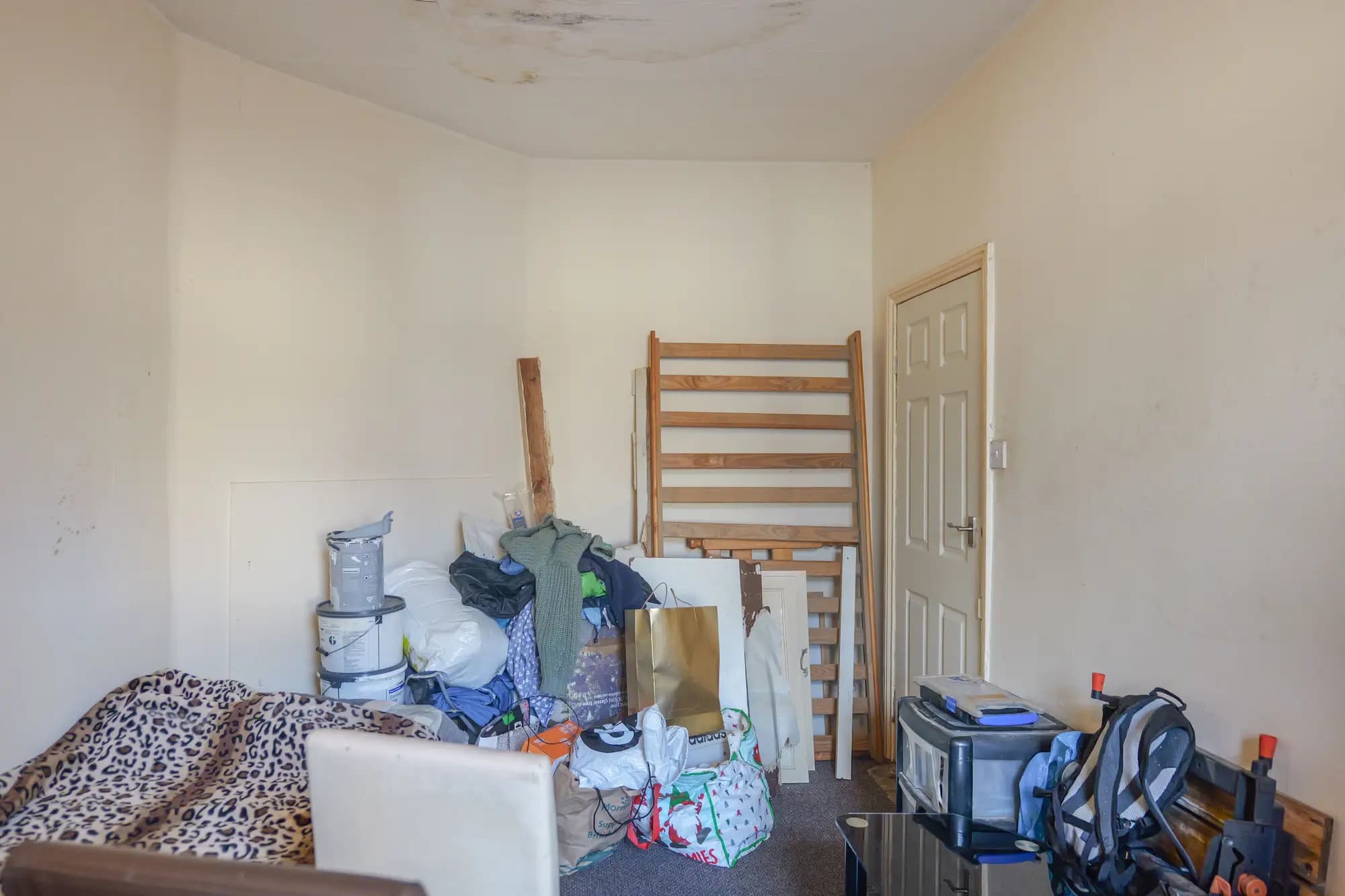 property photo 11 of 14