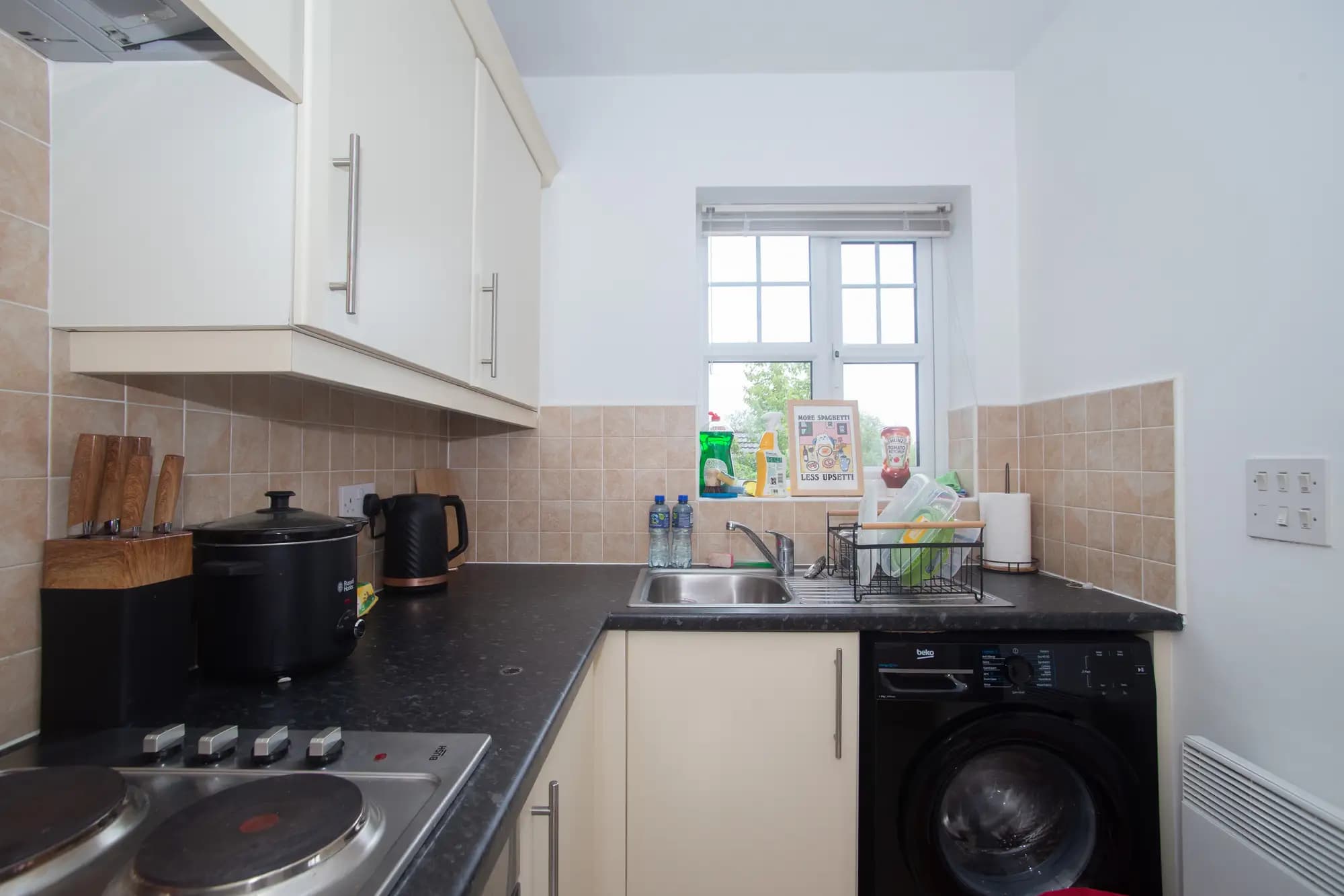 property photo 6 of 15