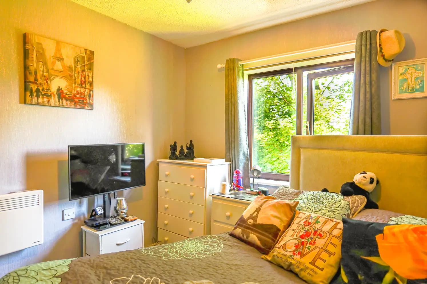 property photo 12 of 25