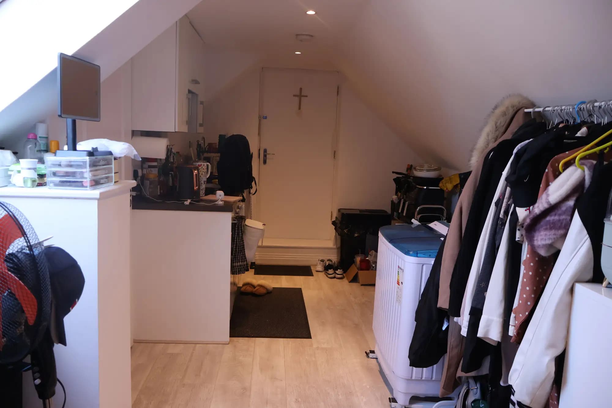property photo 4 of 10