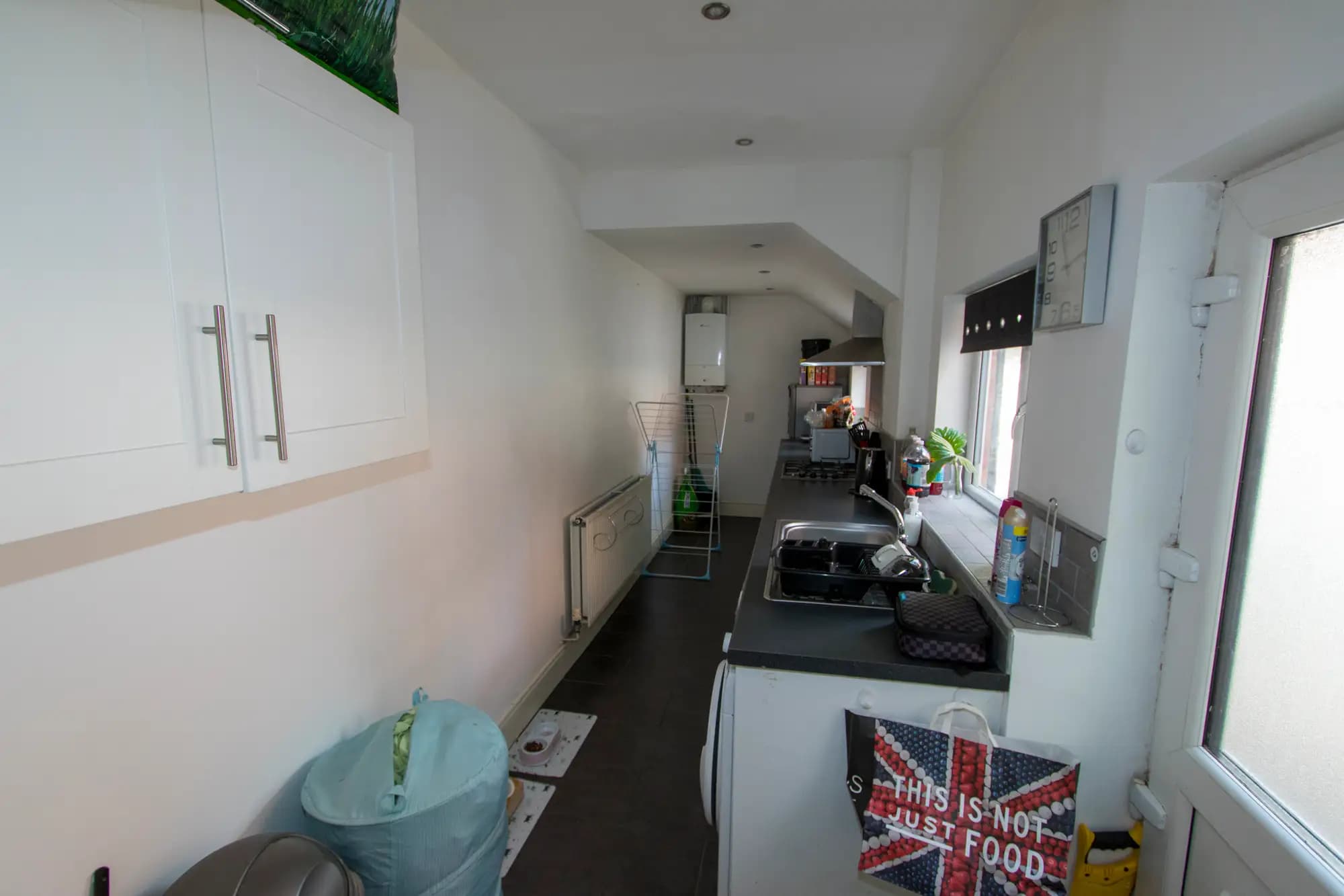property photo 7 of 16