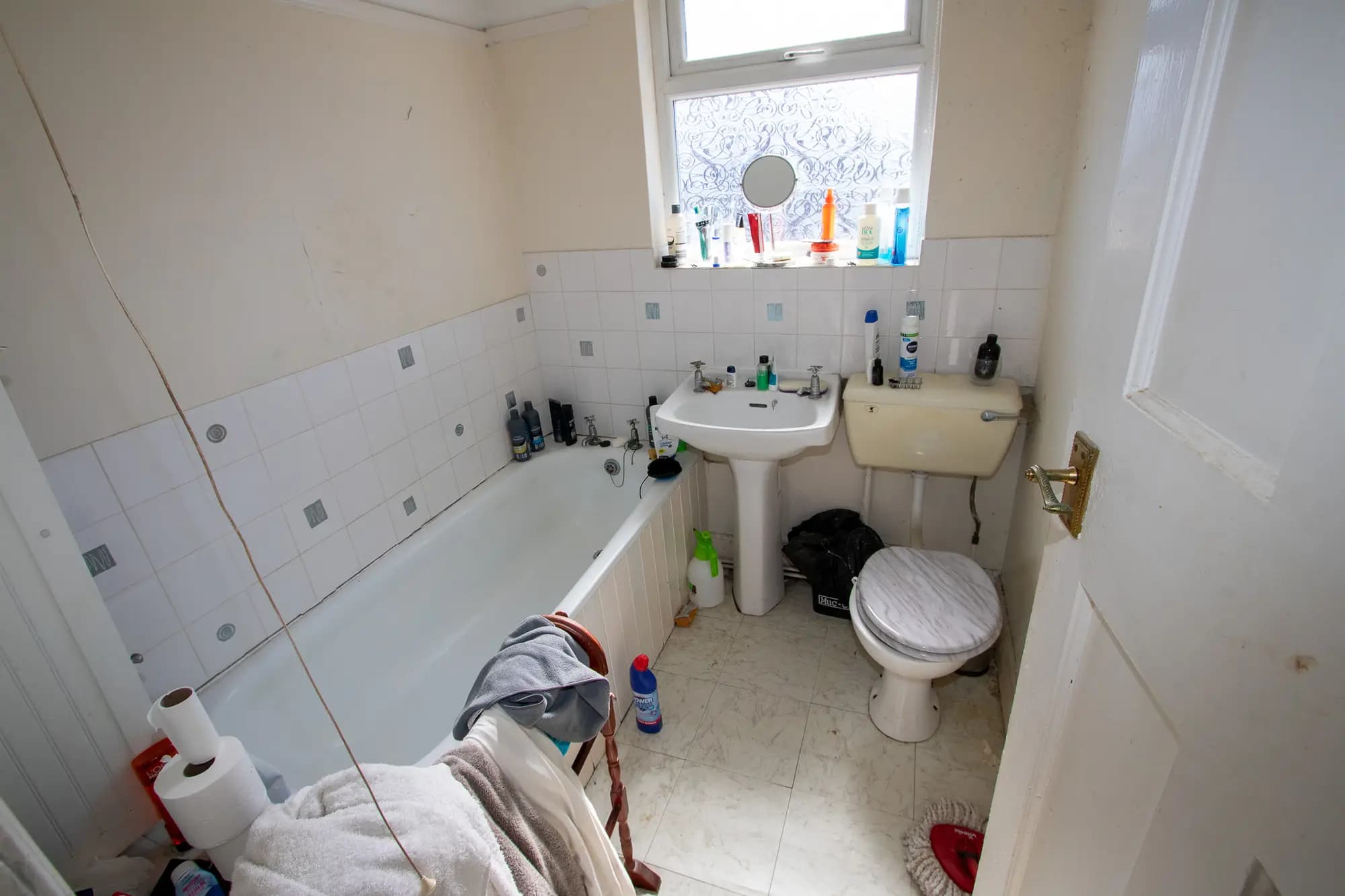 property photo 9 of 18