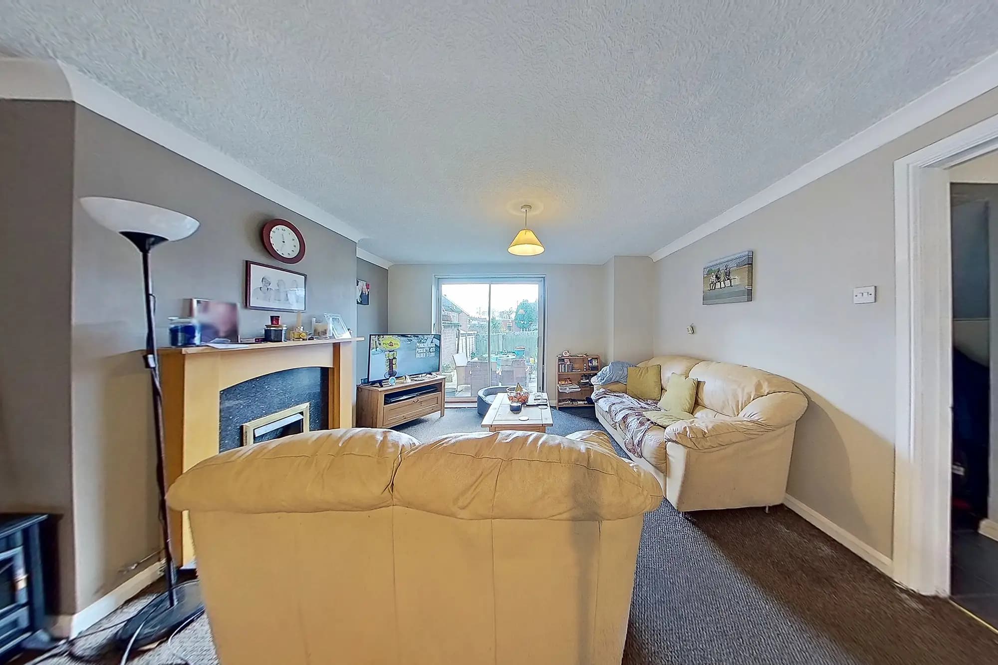 property photo 4 of 29