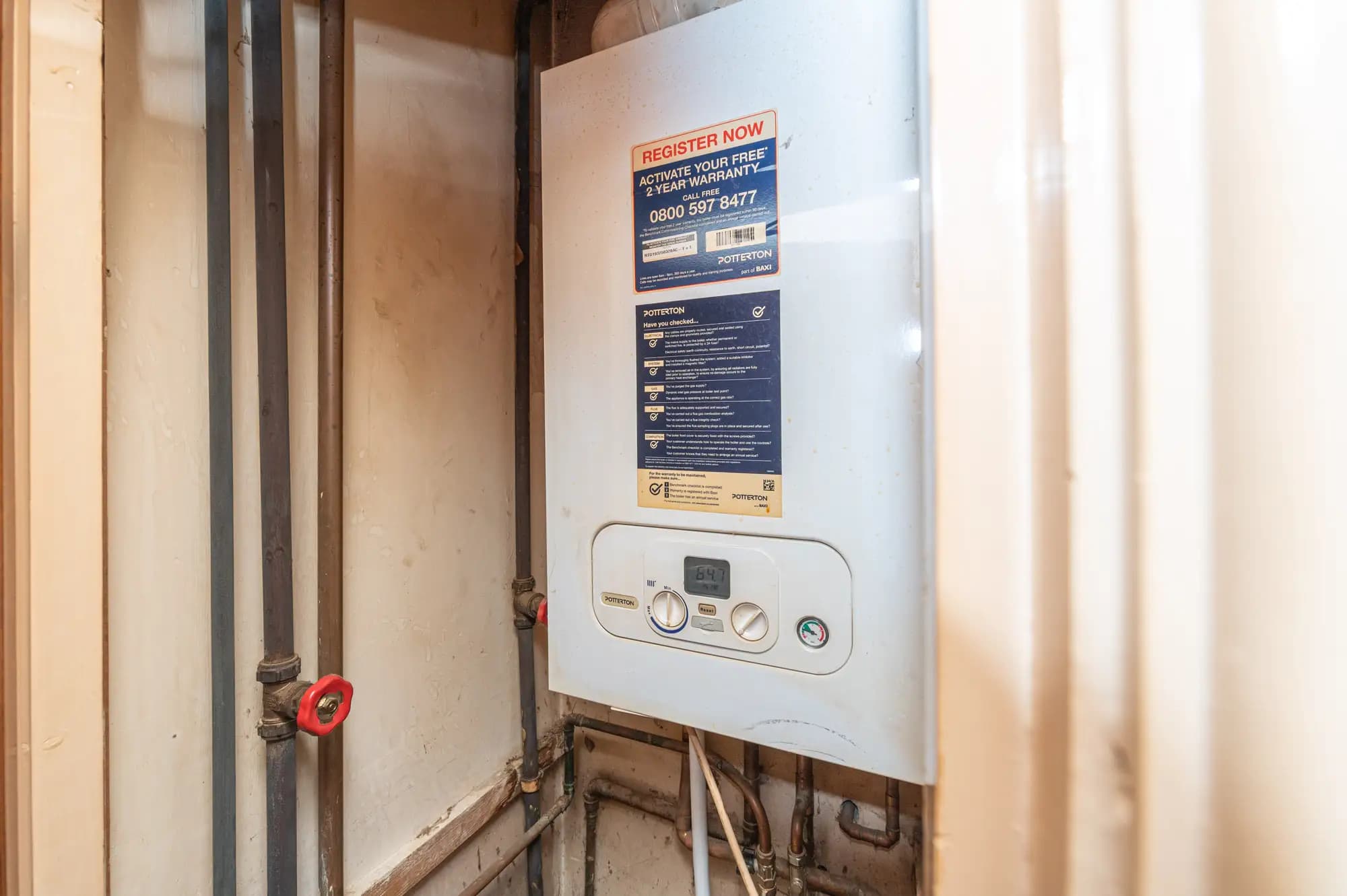 property photo 8 of 10