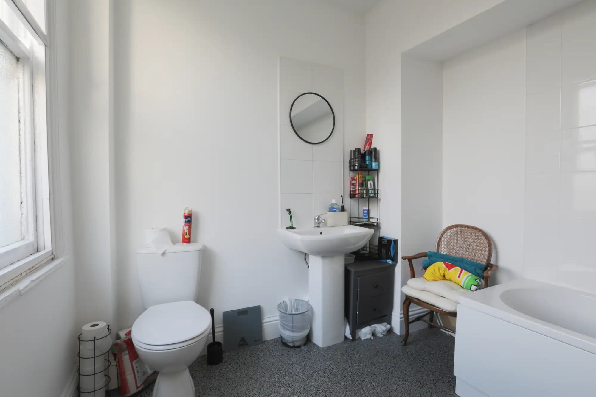 property photo 13 of 24