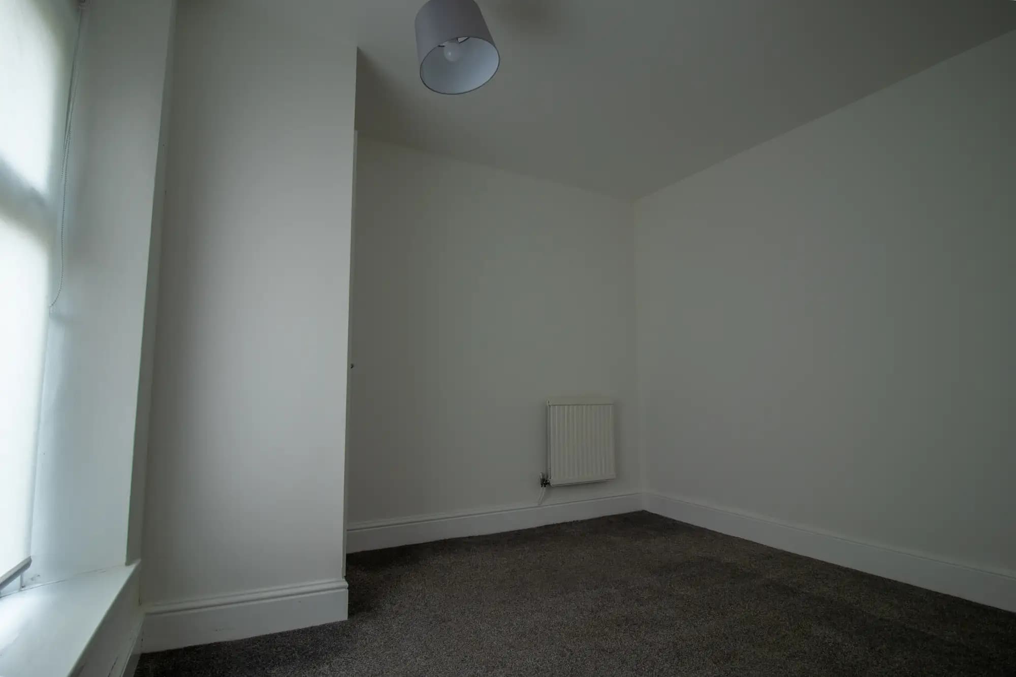 property photo 8 of 16