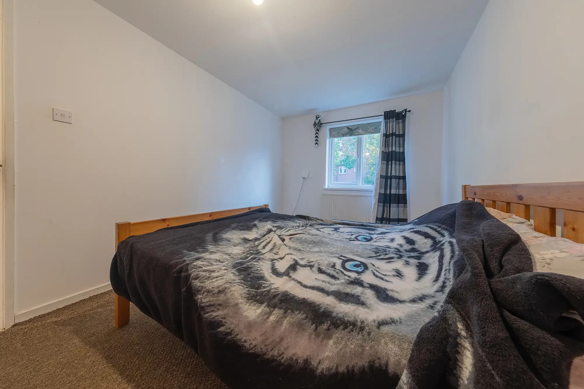 property photo 19 of 30