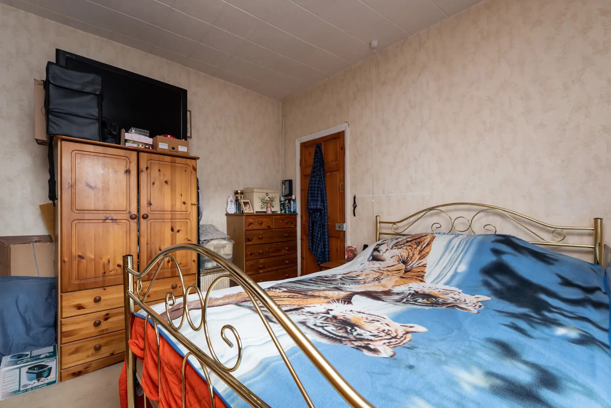 property photo 12 of 24