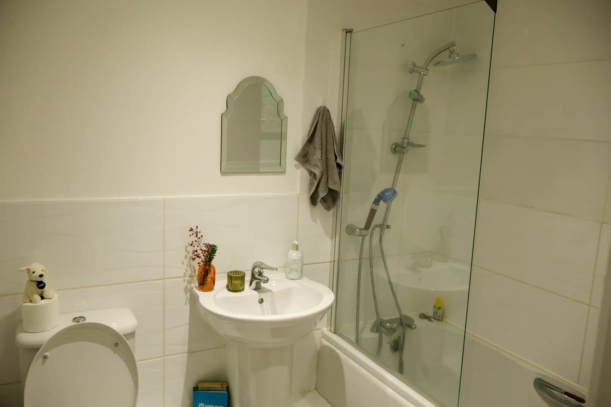 property photo 7 of 15