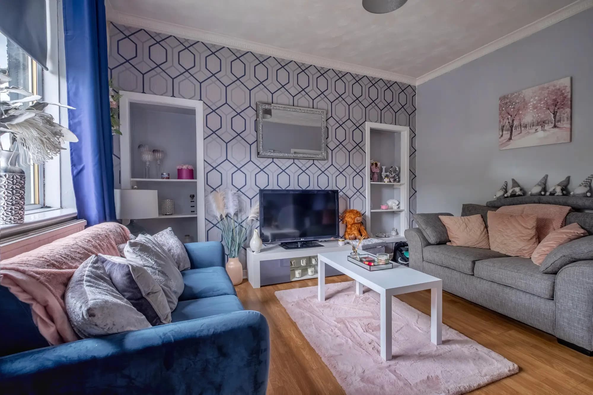 property photo 2 of 27