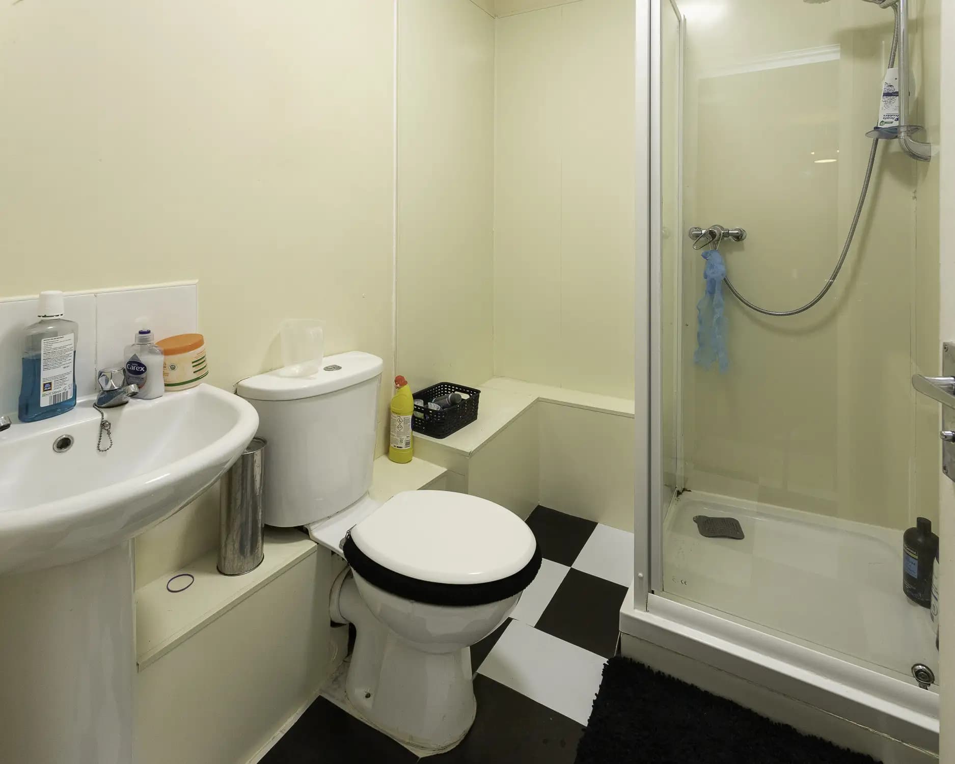 property photo 13 of 30