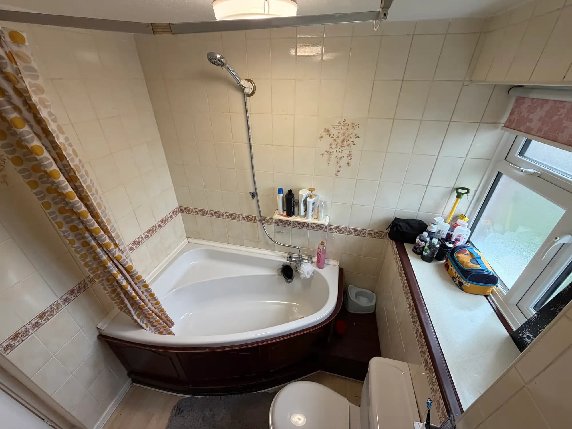 property photo 8 of 19