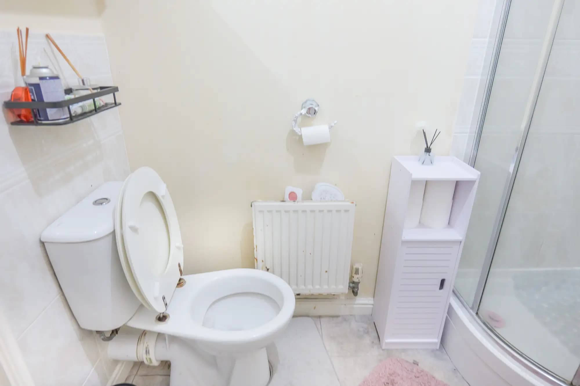 property photo 9 of 22