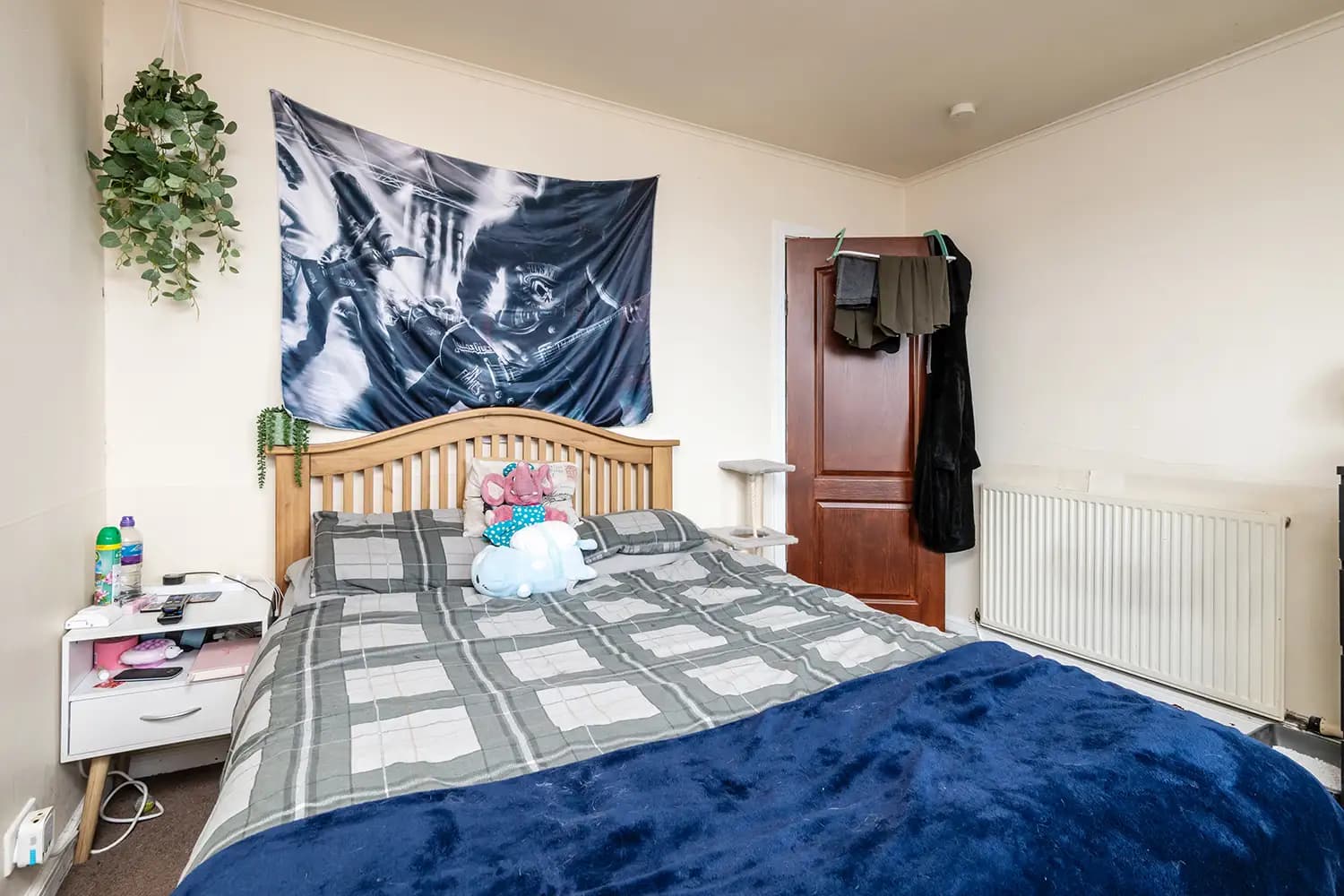 property photo 13 of 20
