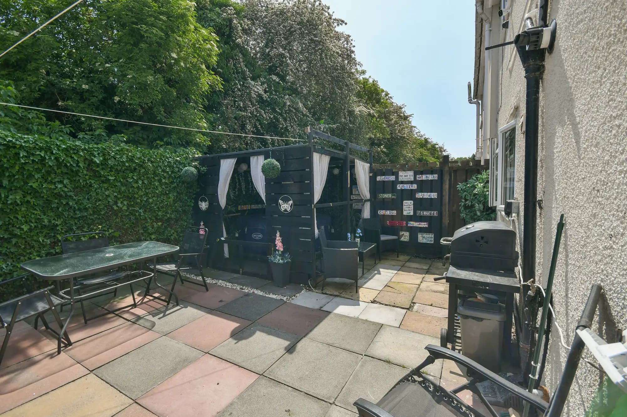 property photo 13 of 14