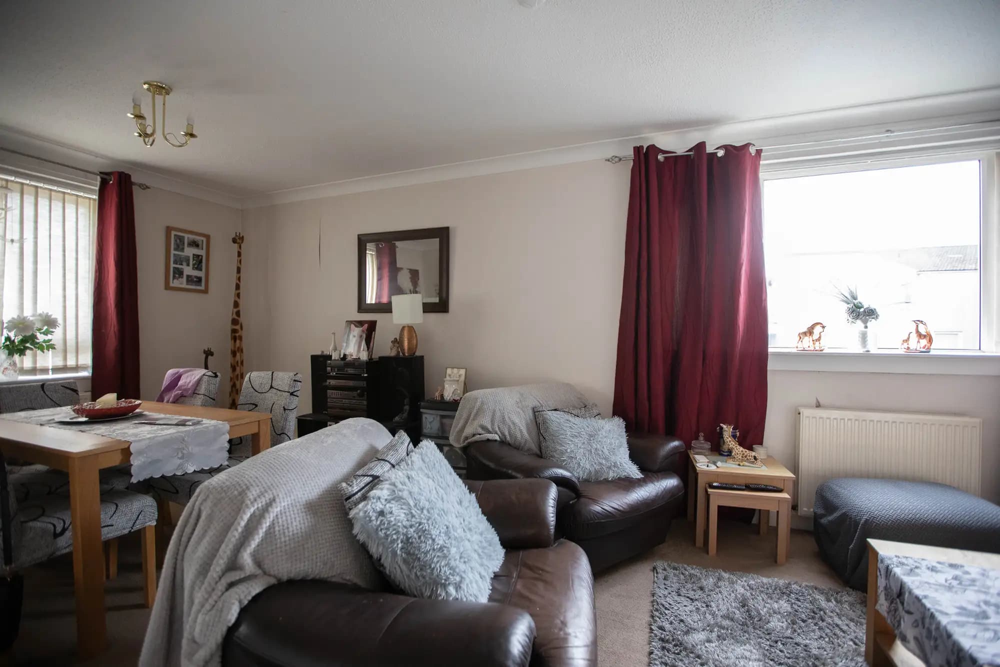 property photo 4 of 33