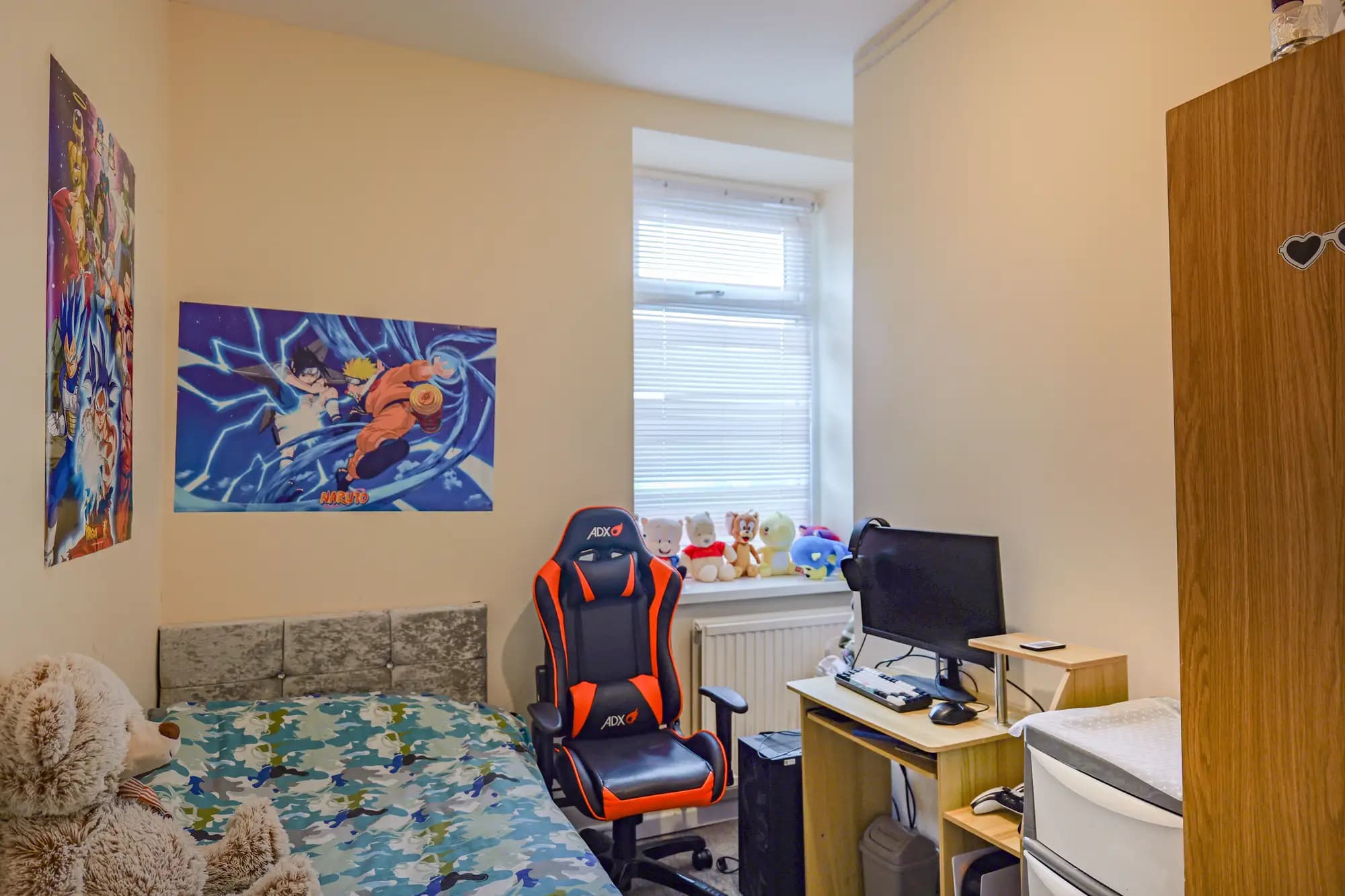 property photo 10 of 15