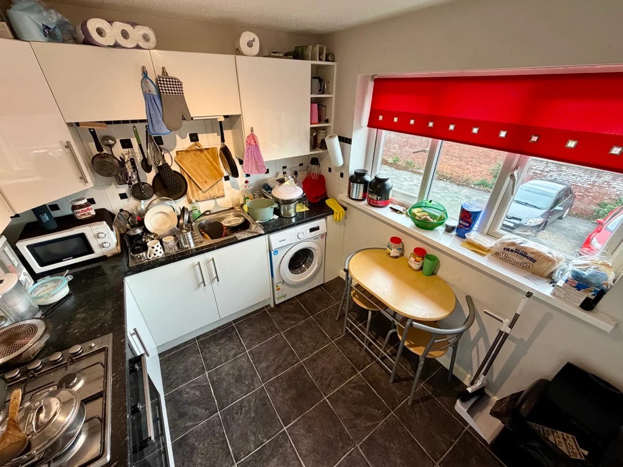 property photo 6 of 19