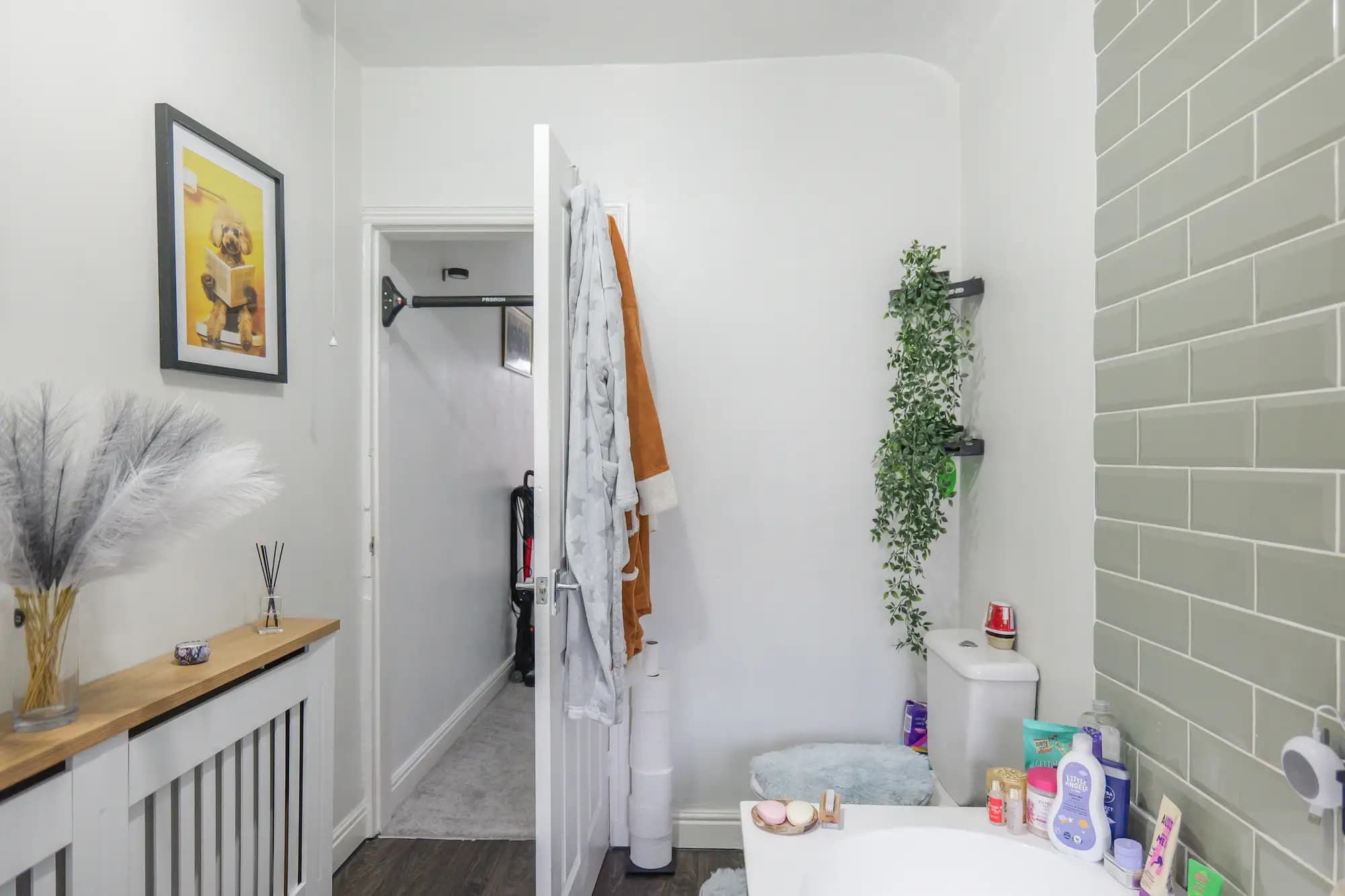 property photo 9 of 23