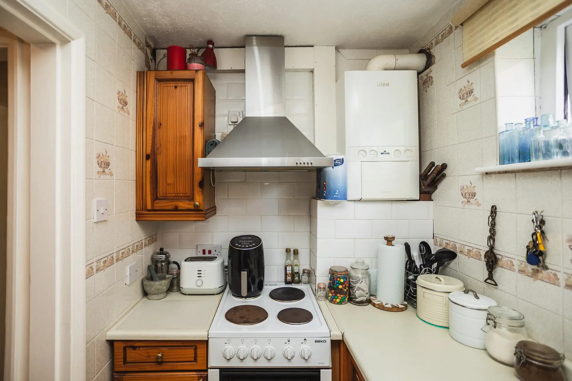 property photo 5 of 14