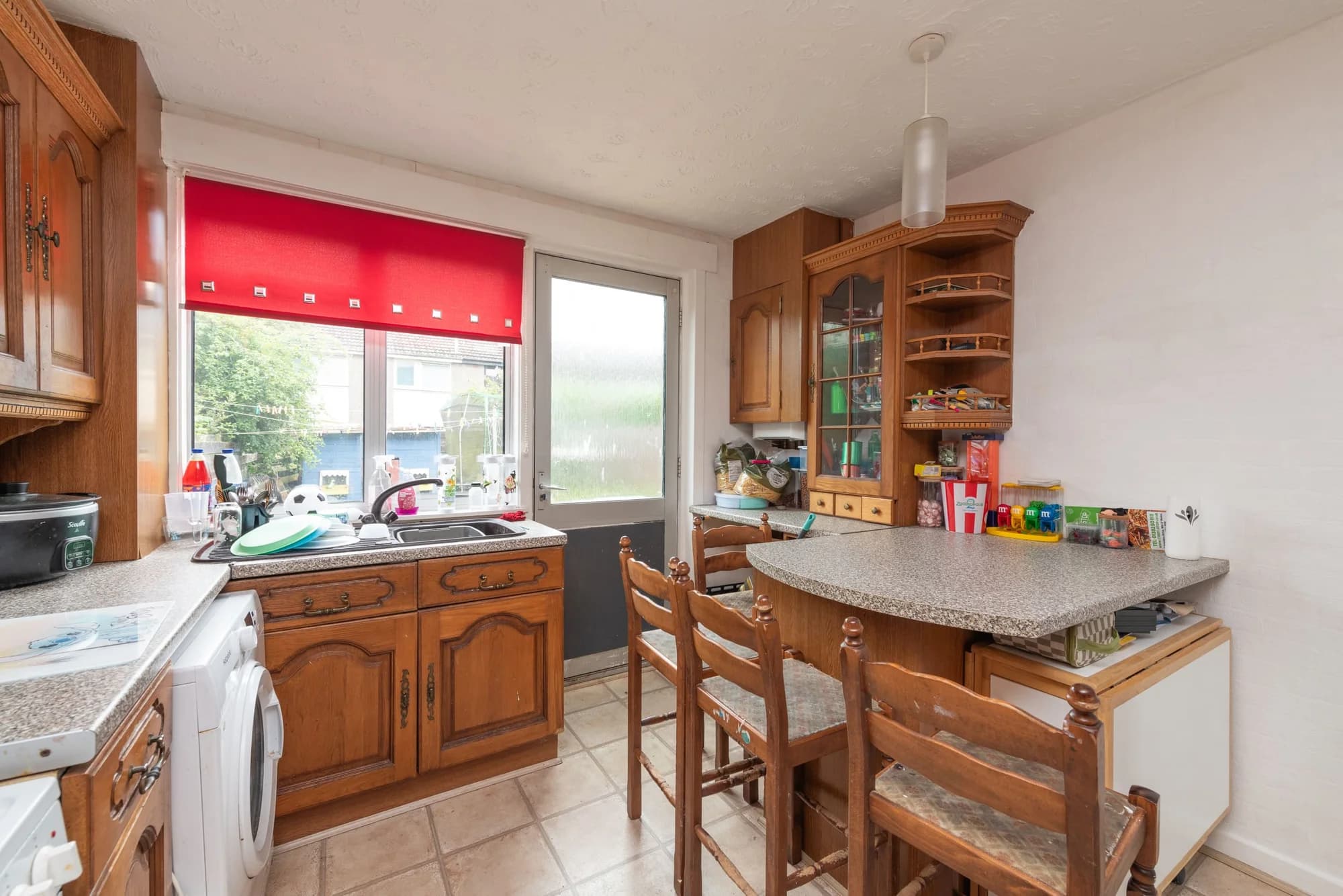 property photo 5 of 14