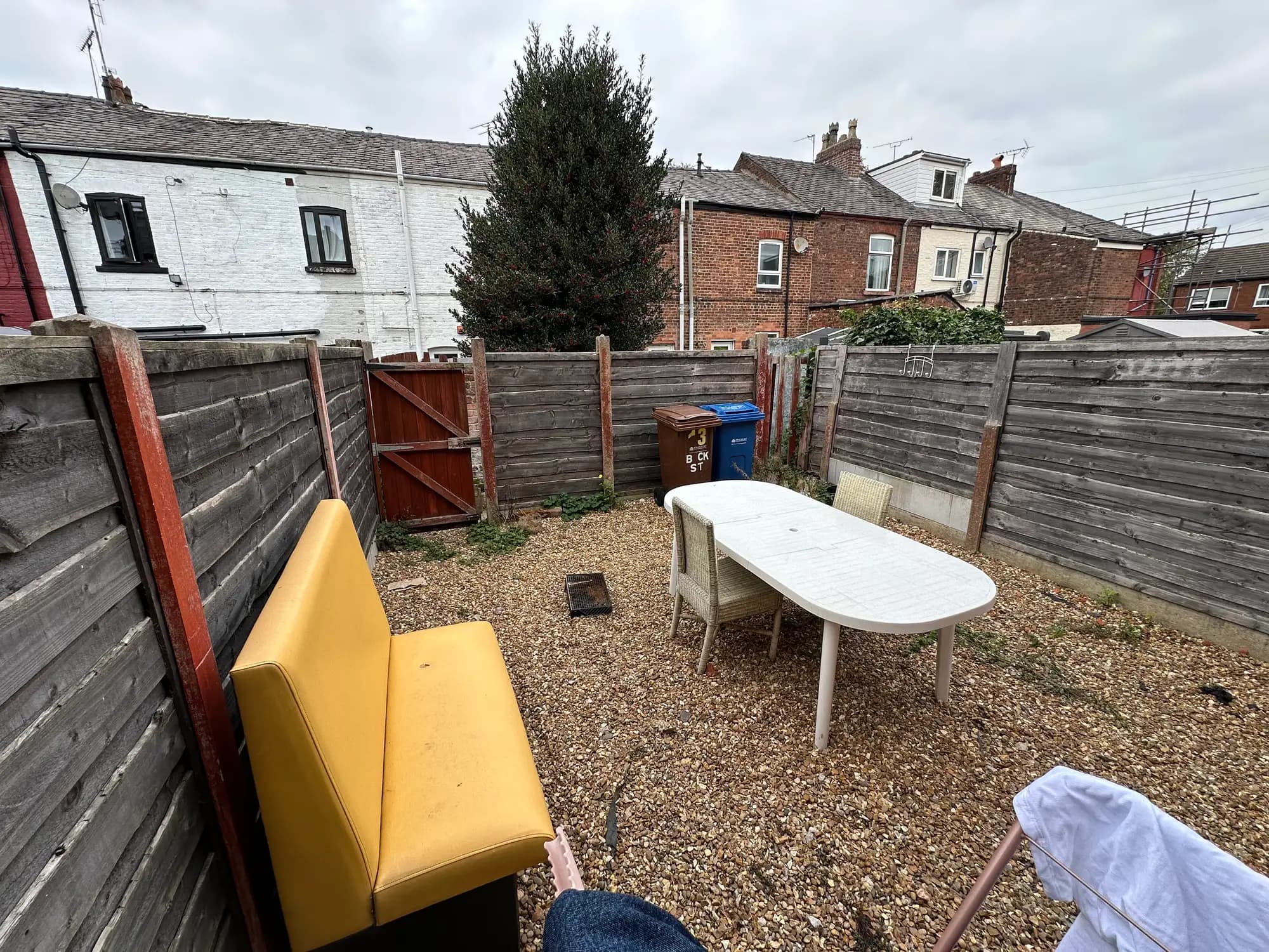 property photo 25 of 32