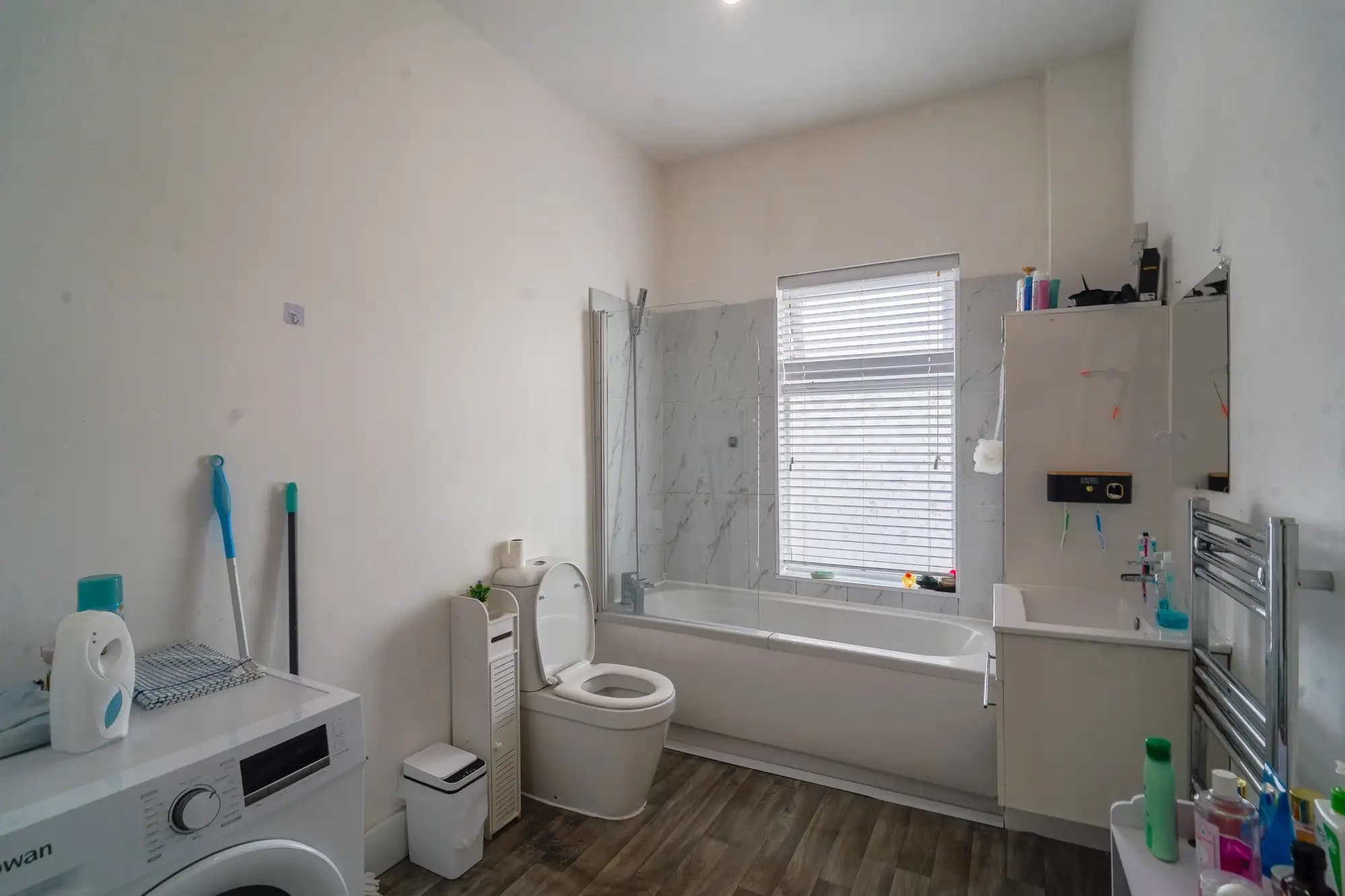 property photo 6 of 19
