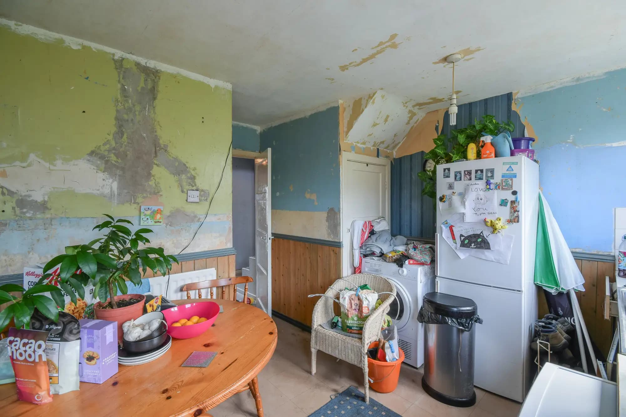 property photo 4 of 15