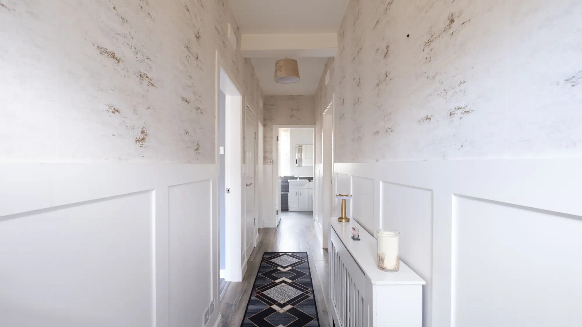 property photo 18 of 25