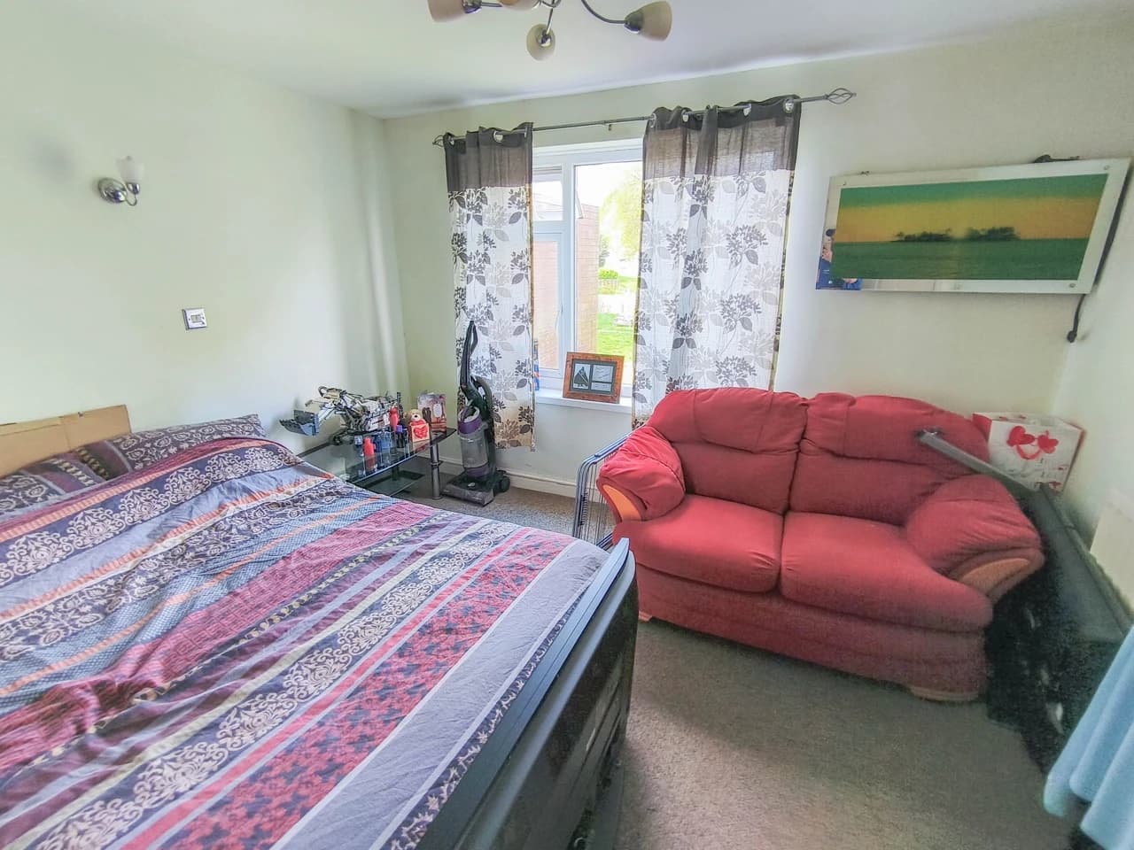 property photo 11 of 15