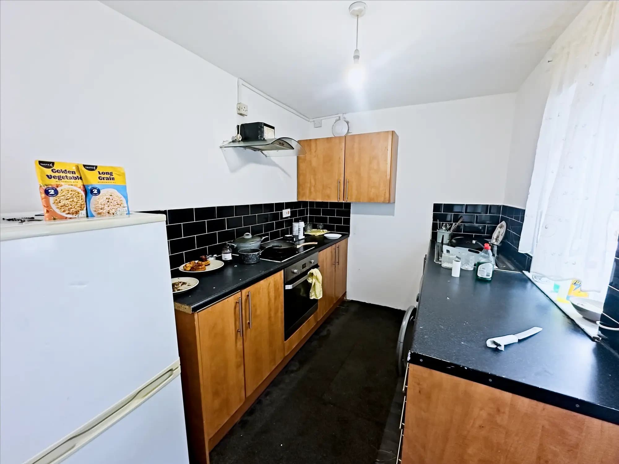 property photo 4 of 24