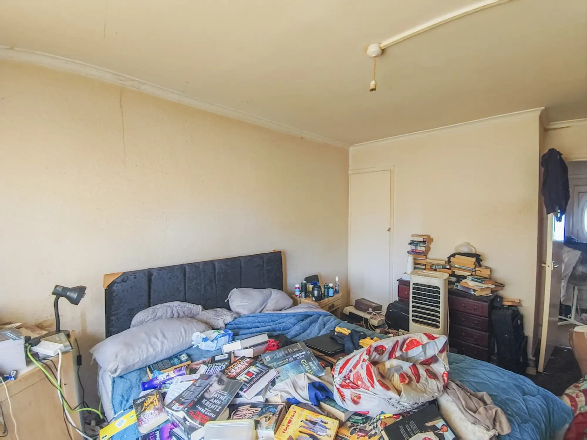 property photo 8 of 11