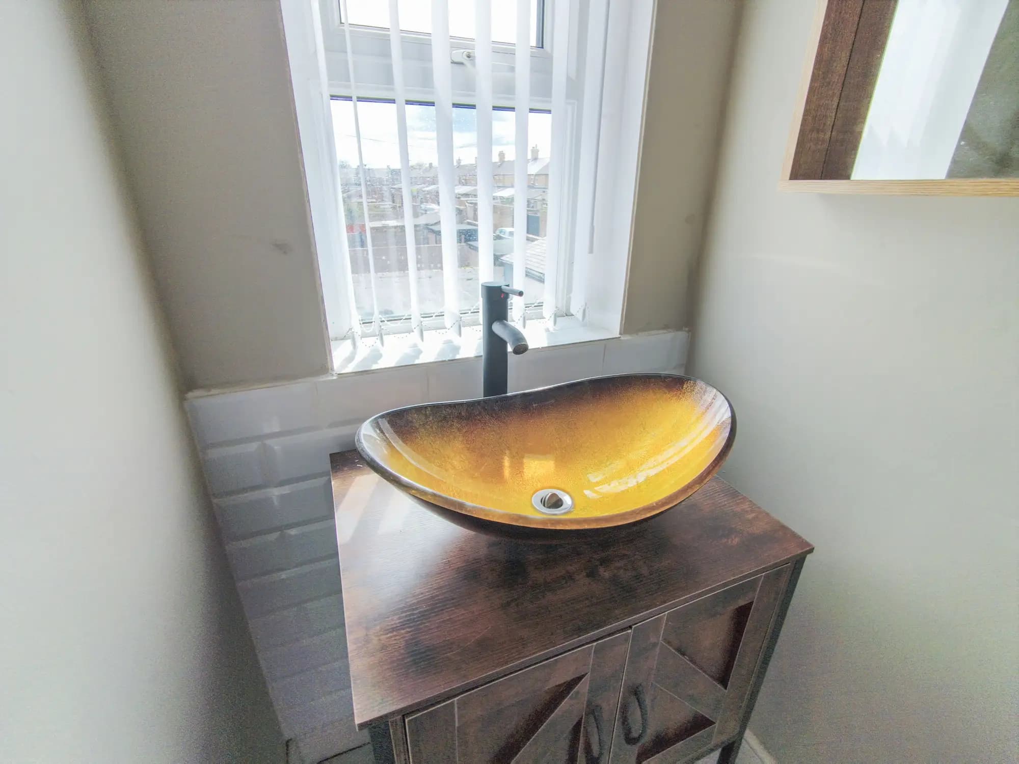 property photo 8 of 16