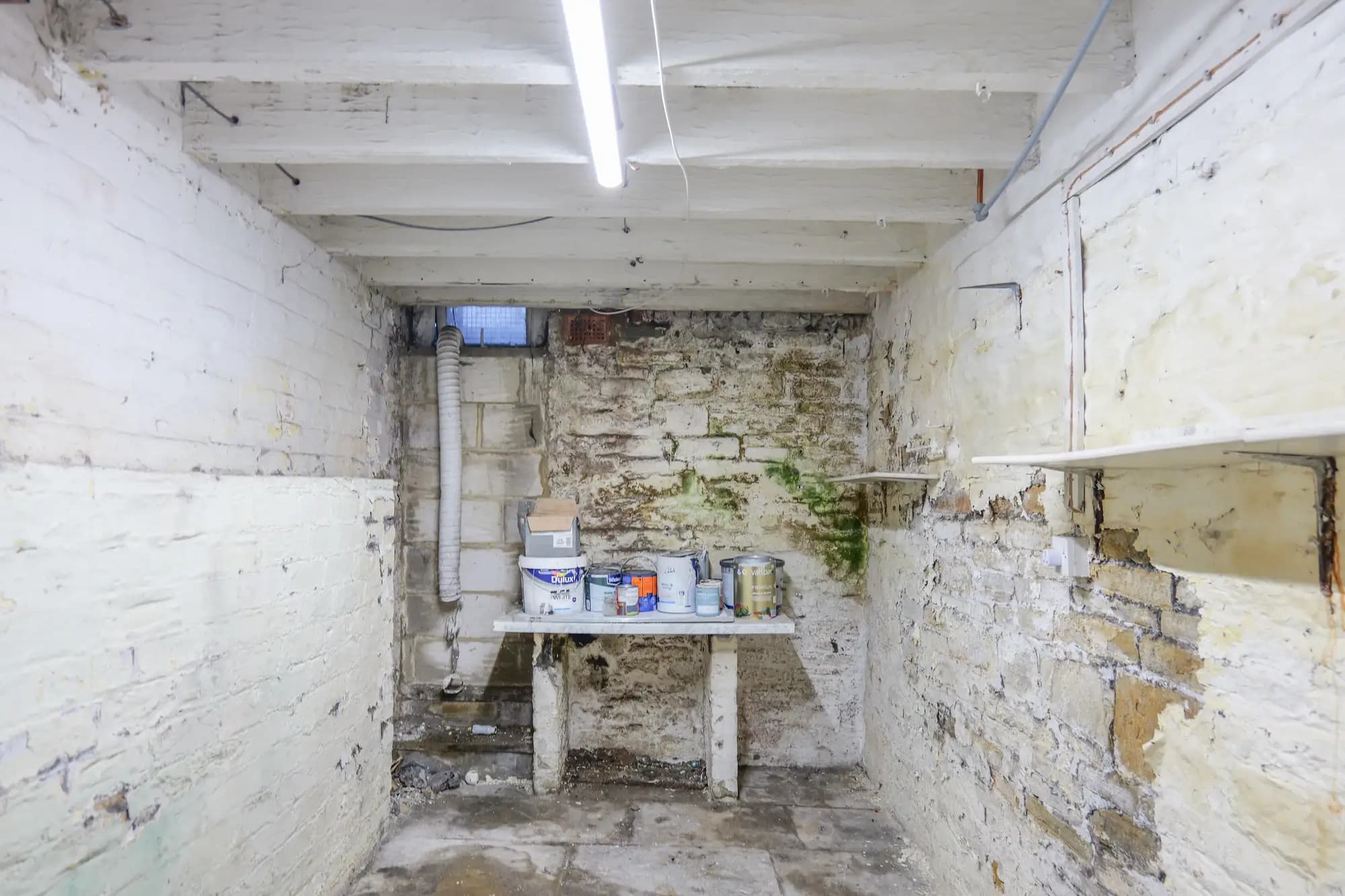 property photo 27 of 34