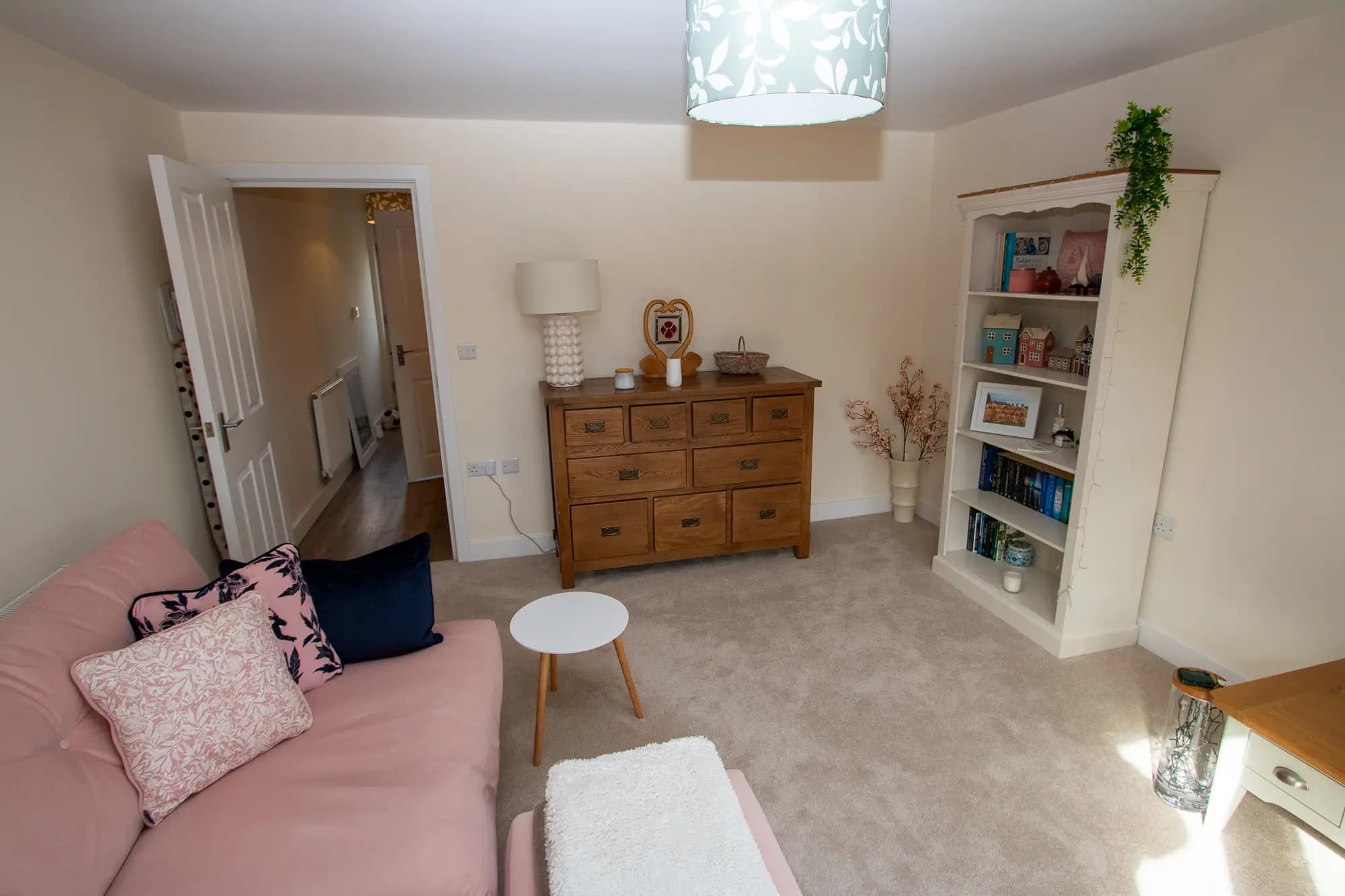 property photo 4 of 18