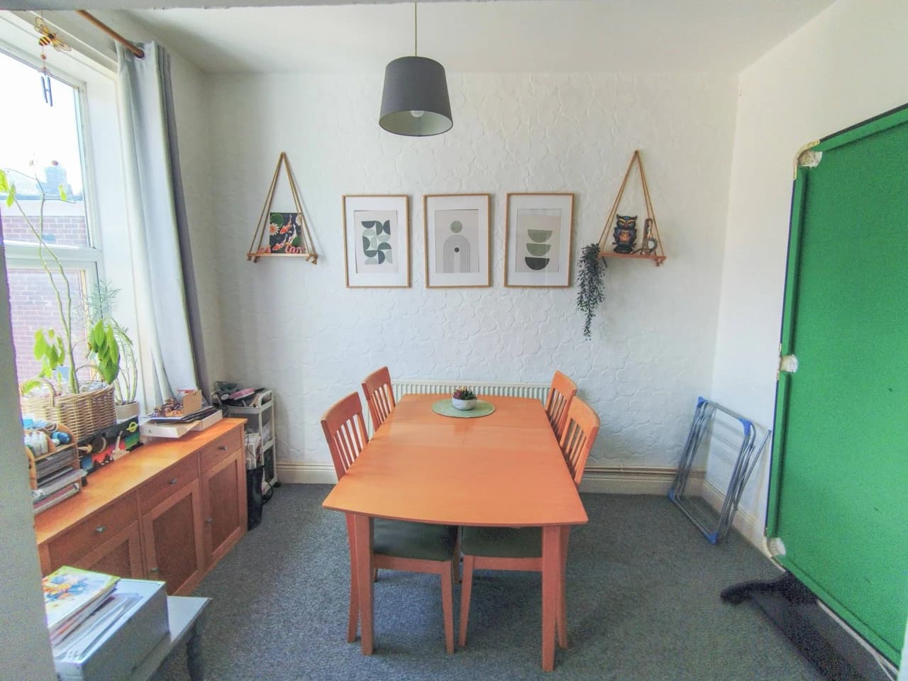 property photo 7 of 18