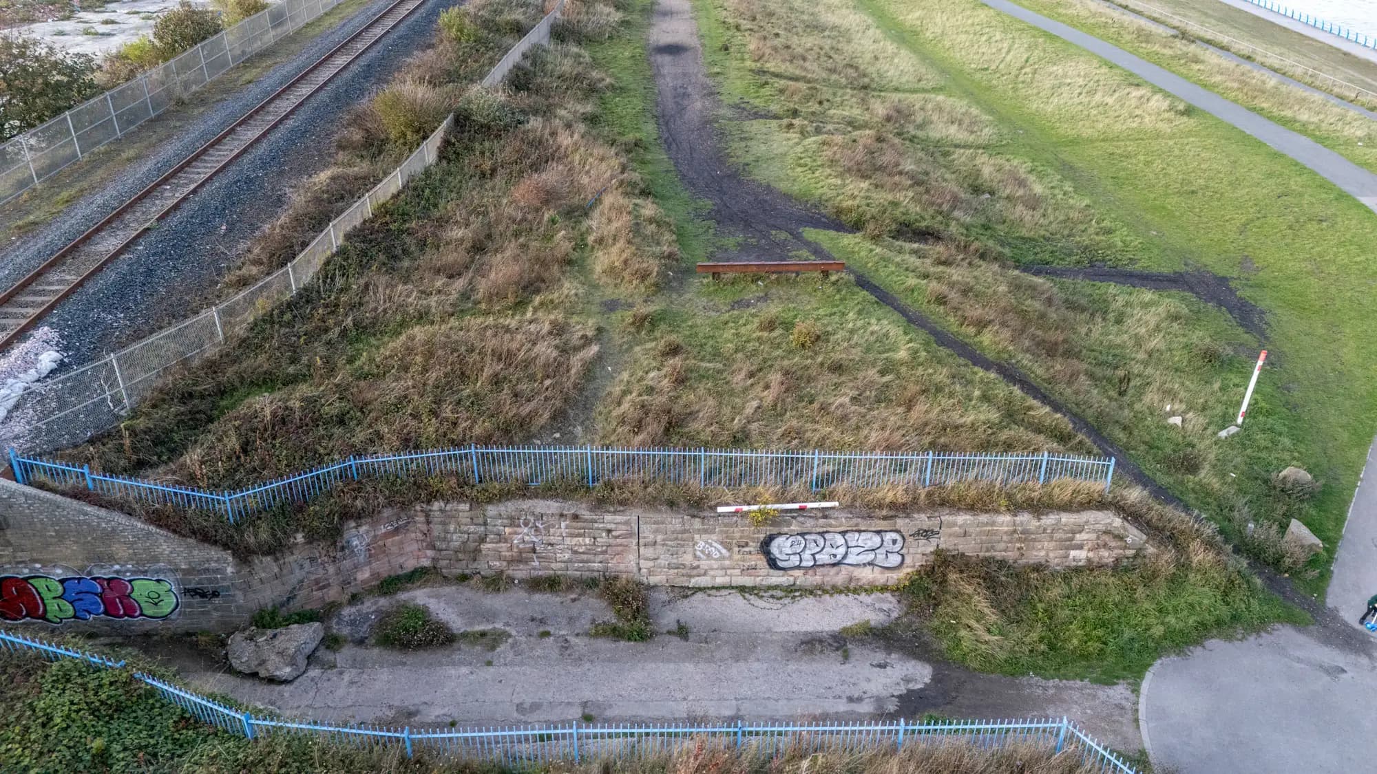 property photo 10 of 30