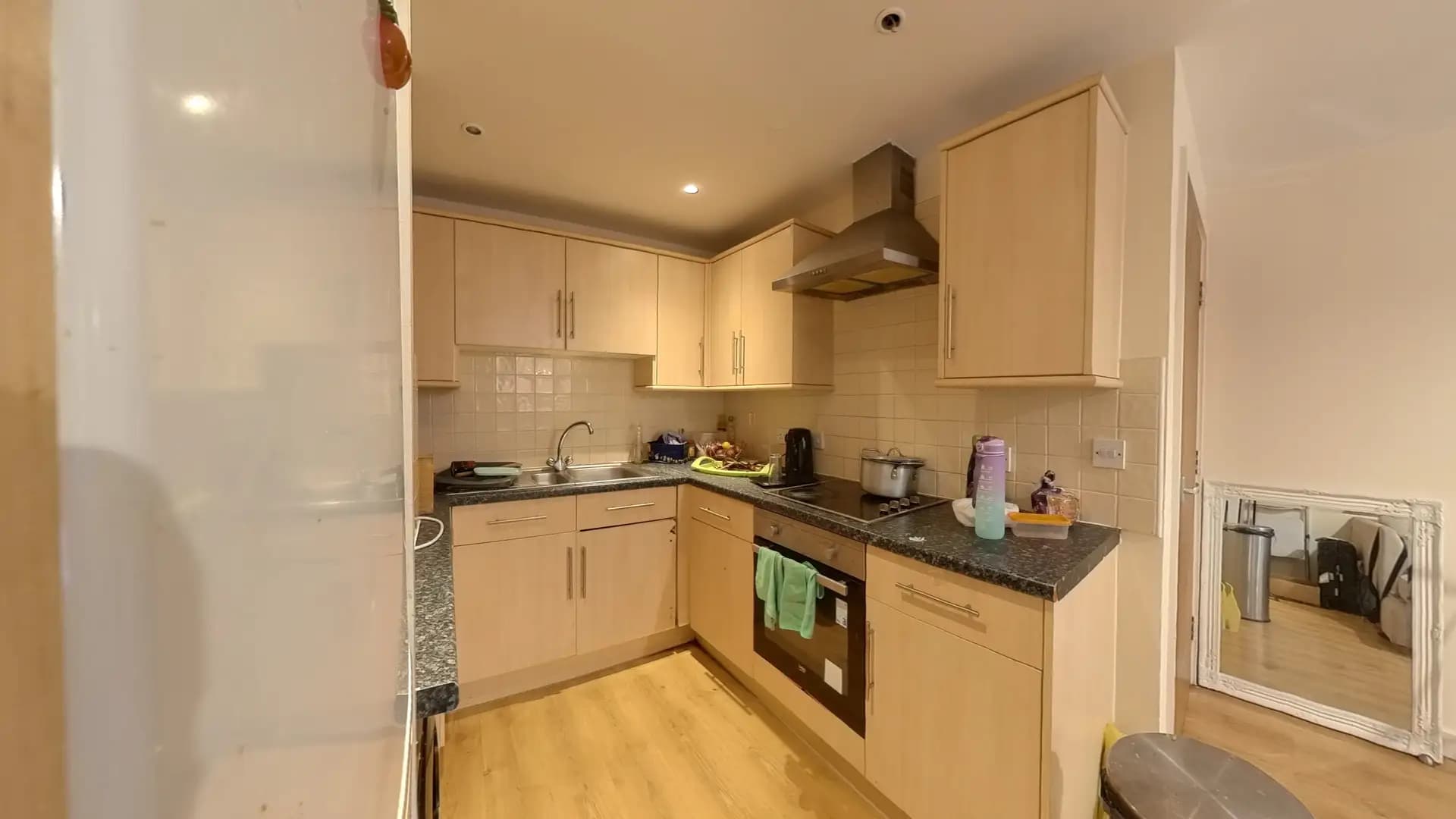 property photo 5 of 24