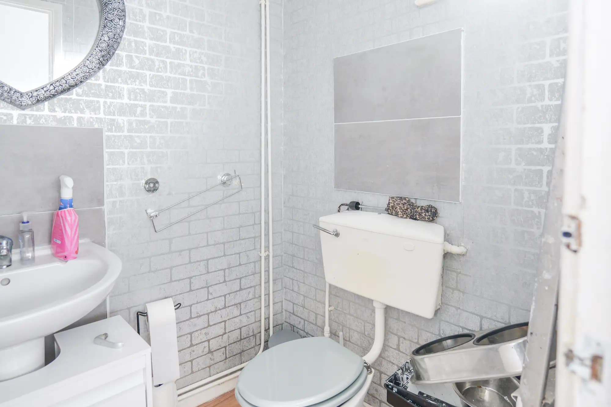 property photo 10 of 30