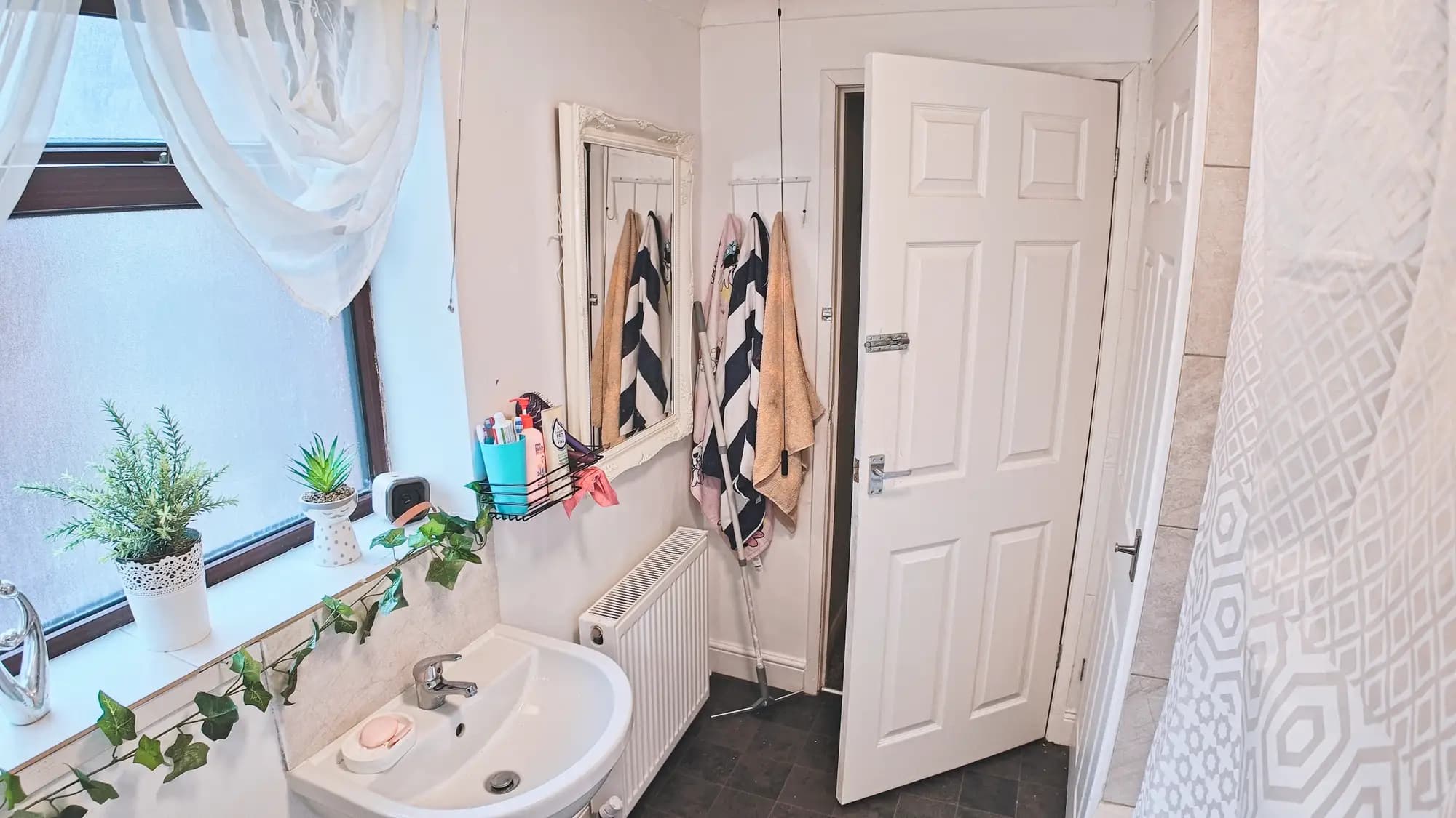 property photo 11 of 23