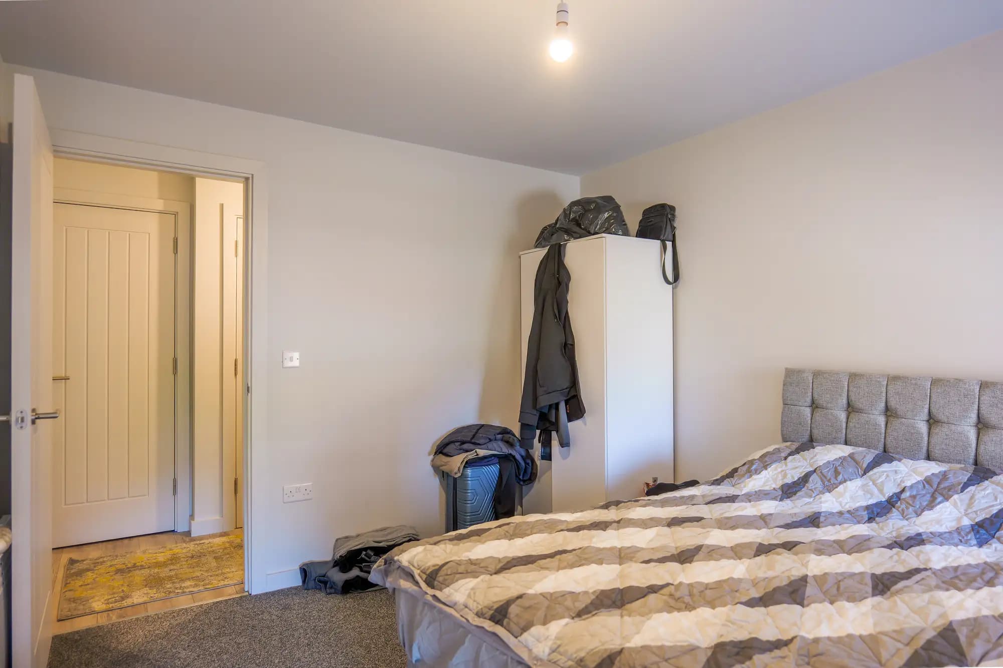 property photo 11 of 22