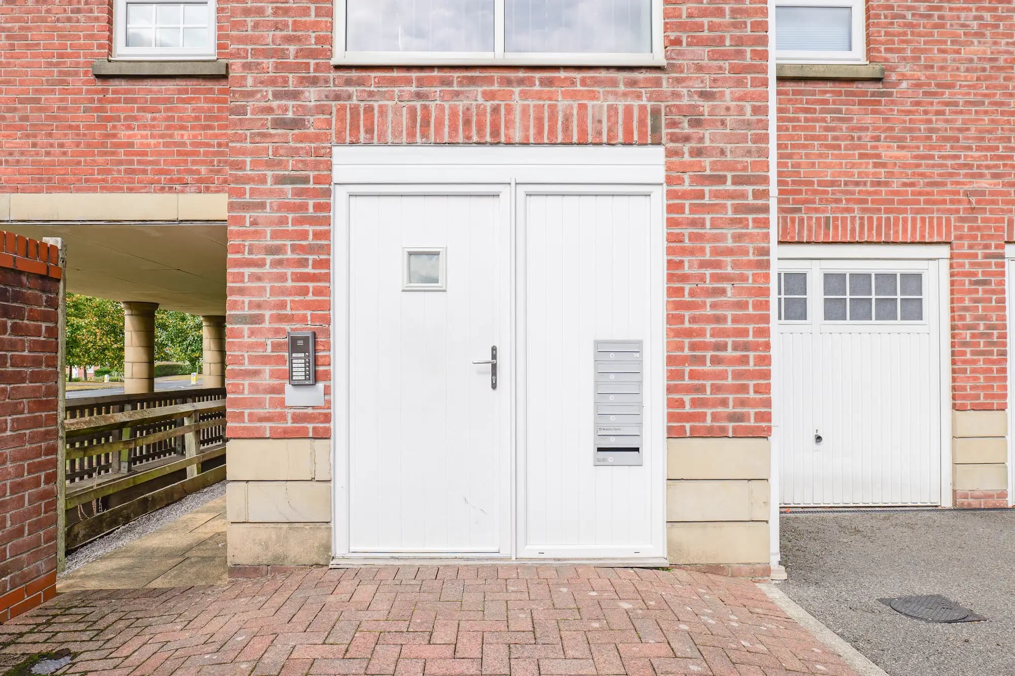 property photo 21 of 24